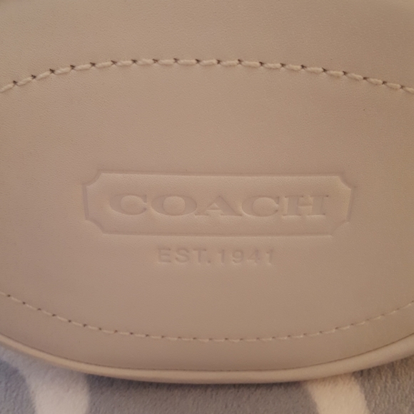 Coach Bucket Bag - Color Block - Picture 3 of 8